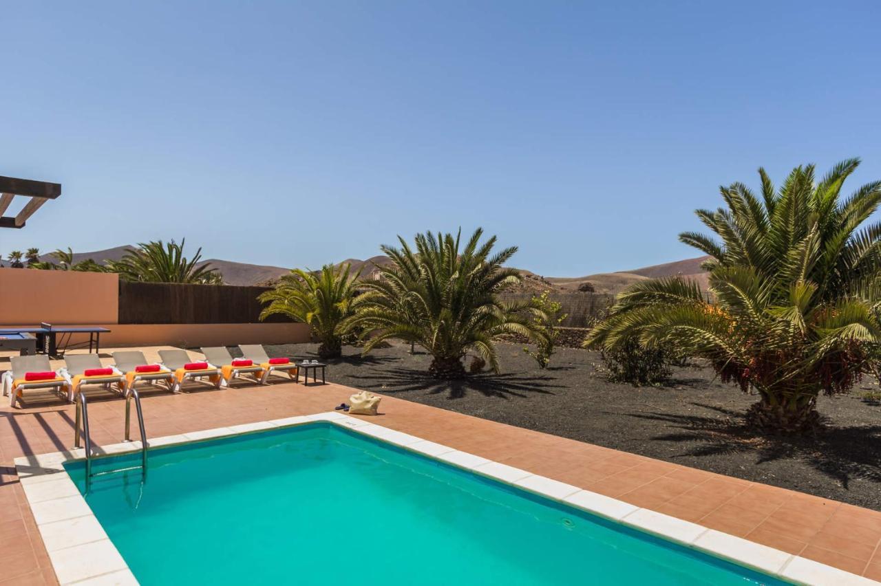 Villa Vista Montana By Villa Plus Corralejo Exterior photo